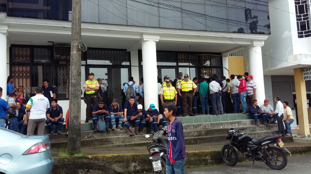 Acción de Protección planteada por los trabajadores sindicalizados del Gobierno Provincial de Sucumbíos fué negada por la jueza de Sucumbíos