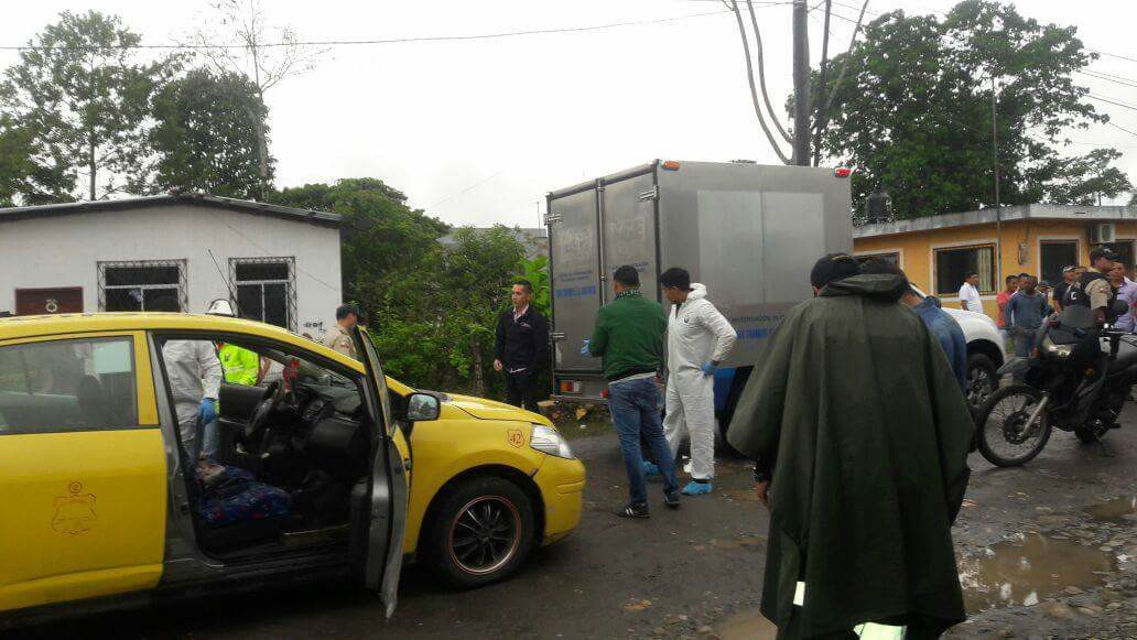 Jorge Celi taxista de la unidad 42 de la Cooperativa de taxis Oro Negro fue asesinado en el barrio Cañaveral en la ciudad de Nueva Loja.
