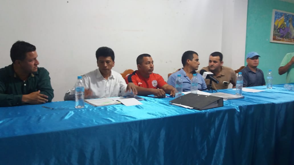 Trabajadores del municipio de Lago Agrio exigen pago de horas extras y suplementarias